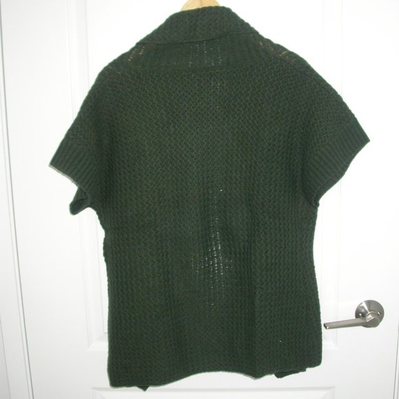 Hunter Green Short Sleeved Sweater - Picture 2 of 6